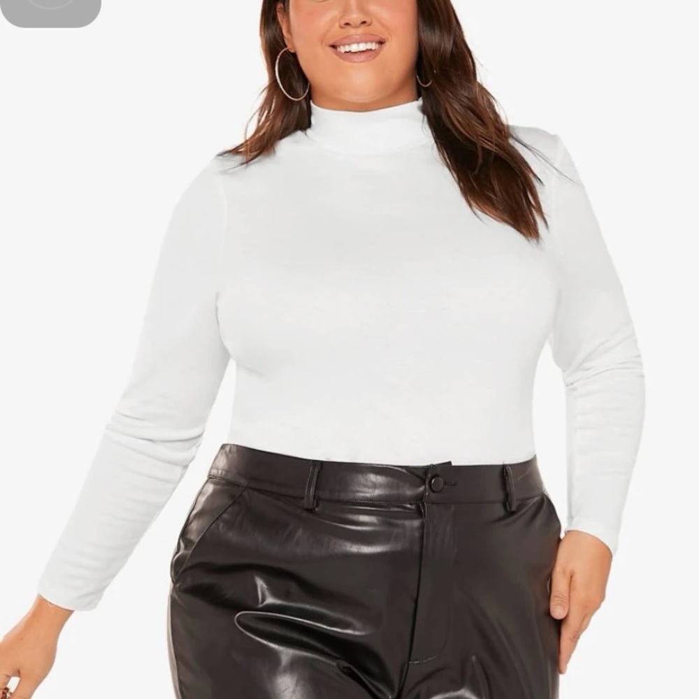 White Shein Basics Plus Mock-Neck Form Fitted Long Sleeve Tee 4XL NWOT